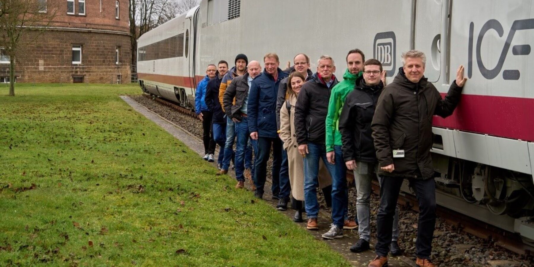 Die Pilz GmbH & Co. KG zu Besuch beim RailCampus OWL