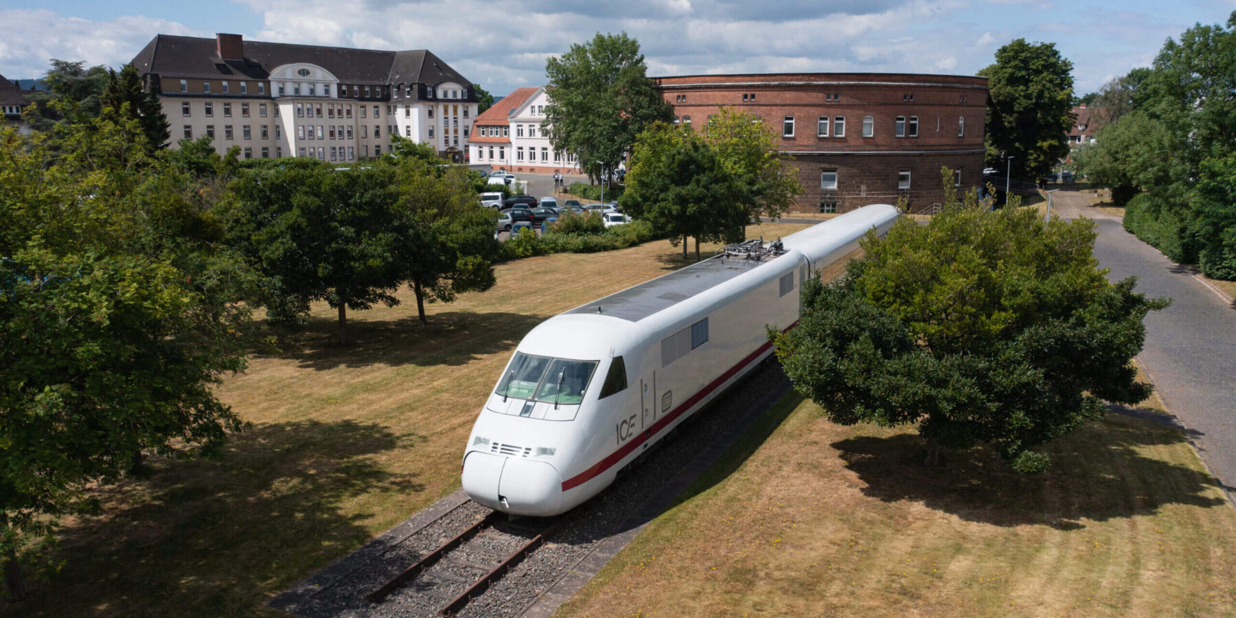 ICE auf dem Gelände des RailCampus (Luftbild)