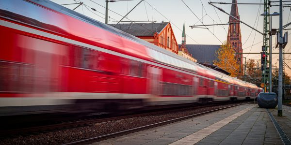 Wie können wir den Zustand von Bahnkomponenten und Infrastruktur präzise erfassen und prognostizieren?